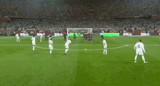 为了赢，你的面相都变了！ 贺希宁在底角用力使相，都快变成布克了