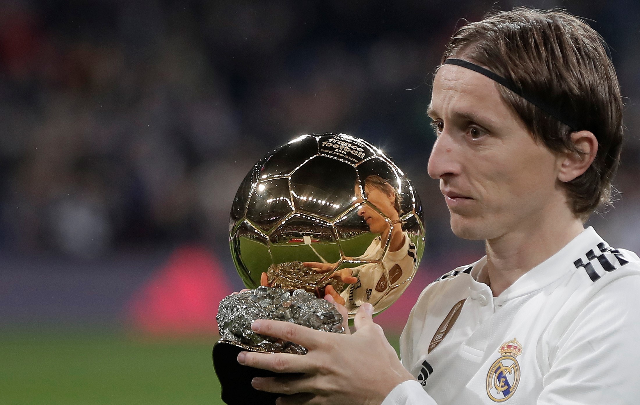 罗马诺：奥罗斯科即将加盟曼联，球员正启程前往英格兰