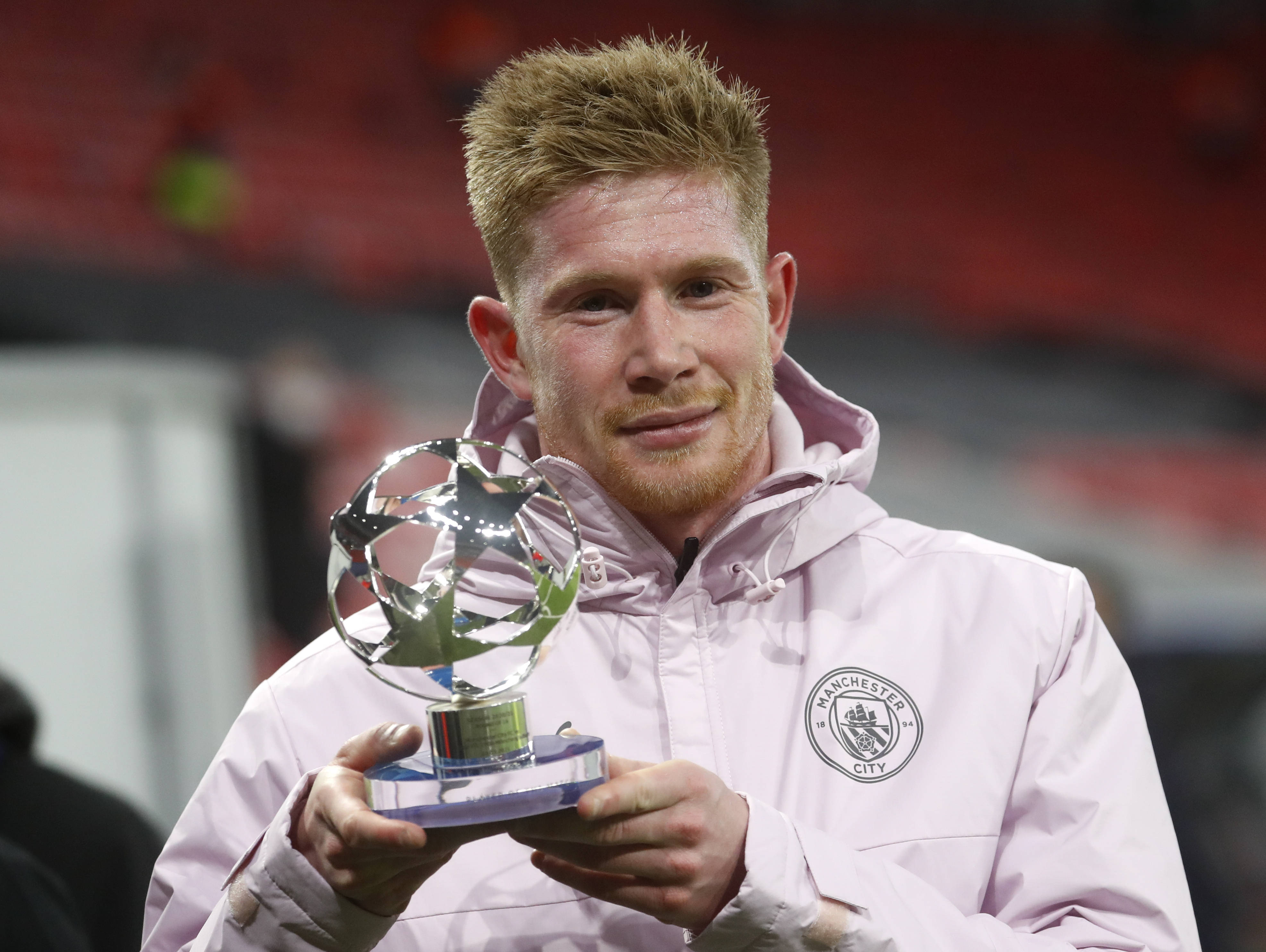 “湘超”短剧《我在野生球场当门神》开机，预计12月中旬上线