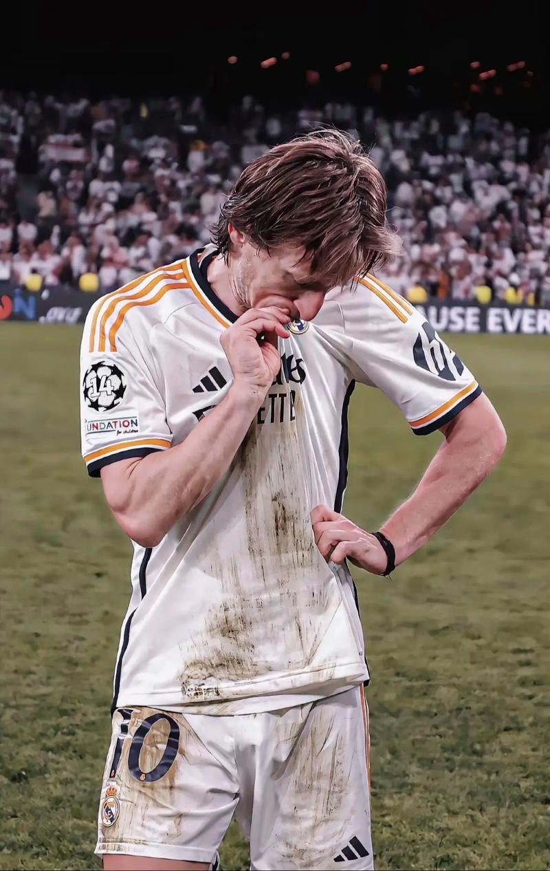 CBA杯战报：李炎哲20分6板，新疆95-94险胜深圳